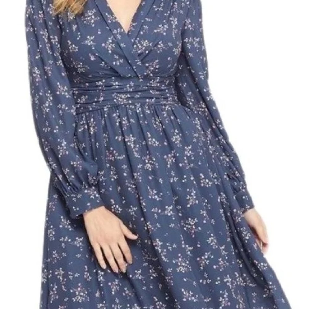 Gal Meets Glam Kelsey Crepe Dress - Navy Floral (Like New) - Picture 2 of 6